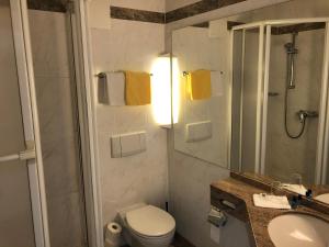 Koupelna v ubytování Hotel Haus am Rieth