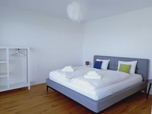 Imagen de la galería de Lake View Apartments Beinwil am See (30 km to Lucerne), en Beinwil 13 fotos más