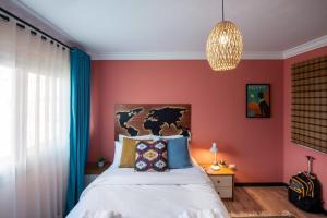Voodi või voodid majutusasutuse The 2BDR Compelling Condo 5 min to CAI Airport toas