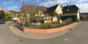 Gallery image of Ferienwohnung Südpfalzblick in Burrweiler
