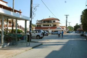 Φωτογραφία από το άλμπουμ του VILA NIKOLETA στην Ιερισσό +45 φωτογραφίες