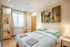 Gallery image of Kiss-Henézi Guest House in Keszthely