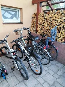 Rowery dostępne w obiekcie PILGRIM domek gościnny w Gietrzwałdzie na Warmii lub w pobliżu