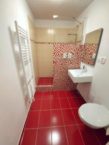 Koupelna v ubytování THE MEETINKA apartments