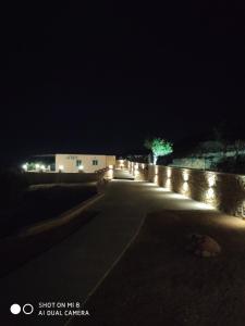 Fotografie z fotogalerie ubytování Ardani paradise view villa with jacuzzi v destinaci Amoopi