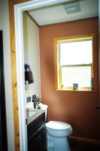 Vannituba majutusasutuses Rustic Hideaway