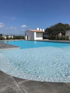 Πισίνα στο ή κοντά στο Mini villa K2