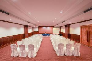 Konferenční prostory v ubytování Arawan Riverside Hotel + 35 fotografií