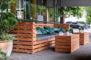 Gallery image of Nero Office Hotel & City Café in Roermond
