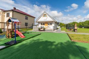 Ο χώρος παιχνιδιού για παιδιά στο Domek rodzinny