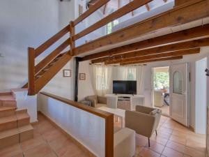 Μια τηλεόραση ή/και κέντρο ψυχαγωγίας στο Villa La Marquesa by Interhome