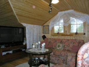 Et opholdsområde på Holiday Home Elsanranta by Interhome