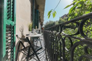 A balcony or terrace at Be Barcelona Eixample Universidad
