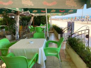 Un restaurante o sitio para comer en Villa Daniele