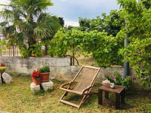 Ein Garten an der Unterkunft Holiday Home Casa Bianca