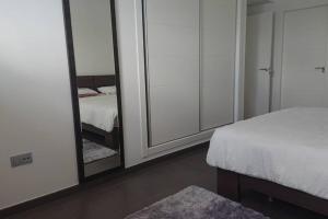 Postel nebo postele na pokoji v ubytování LA MANGA BEACH CLUB RESORT + 22 fotografií
