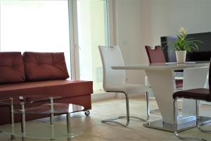 Гостиная зона в Villa M - Your business & holiday apartment in Sibenik