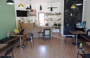 Lounge nebo bar v ubytování Hotel Lopota Gate + 19 fotografií