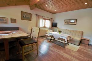 Μια τηλεόραση ή/και κέντρο ψυχαγωγίας στο Haus Tusculum