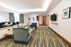 Sjónvarps- og/eða afþreyingartæki á Iridium Hotel