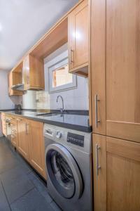 Kuchyň nebo kuchyňský kout v ubytování Apartamento en Puerto Marina
