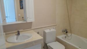 Fotografia z galérie ubytovania ¡¡¡¡¡¡GOLF Y PLAYA. PRECIOSA CASA DE 3 HAB Y 3 BAÑOS¡¡¡¡ v destinácii El Portil