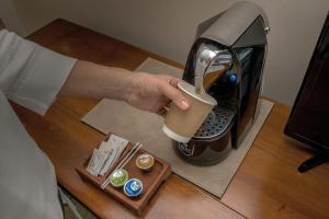 Set per la preparazione di tè e caffè presso Wyndham Puerto Varas Pettra