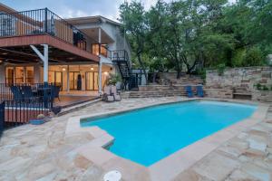 Πισίνα στο ή κοντά στο Mountain Trail Retreat