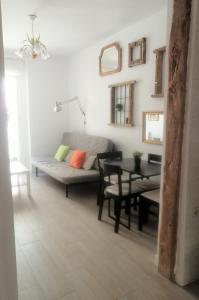 Część wypoczynkowa w obiekcie Apartamento en el Rastro