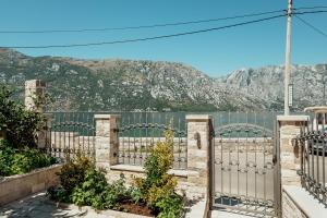 Foto Kotoris asuva majutusasutuse Apartments Ćosović galeriist