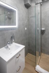 Kúpeľňa v ubytovaní SKY APARTMENTS POZNAŃ