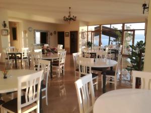 Gallery image of Hotel "SAN SAENA " in Vlorë