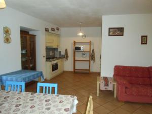Kuchyň nebo kuchyňský kout v ubytování Rio Gambis Apartment
