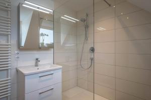Ένα μπάνιο στο Ferienwohnung Konrad Schielin +12 φωτογραφίες
