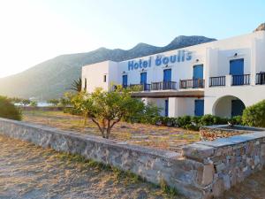 Nespecifikovaný výhled na hory nebo výhled na hory při pohledu z hotelu + 33 fotografií