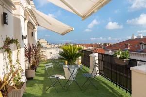 Balkón nebo terasa v ubytování Hôtel Byakko Nice