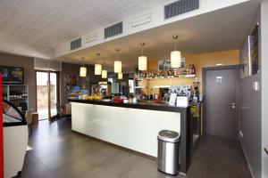 Fotografie z fotogalerie ubytování Hotel Lido v destinaci Torri del Benaco