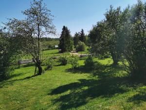 Zahrada ubytování Wanha Havon Koulu yksiö + 2 fotografie