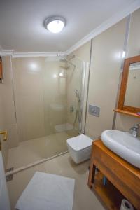Ванная комната в Infinity Gokkusagı Villa
