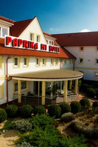 Budynek, w którym mieści się hotel
