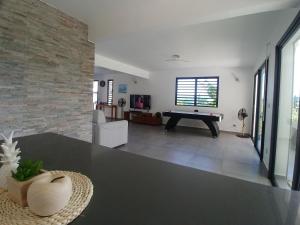 TV a/nebo společenská místnost v ubytování villa Lorenza