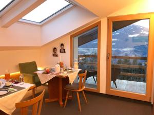 Nespecifikovaný výhled na hory nebo výhled na hory při pohledu z bed and breakfast