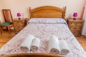 A bed or beds in a room at VuT El Pozo la Carrera