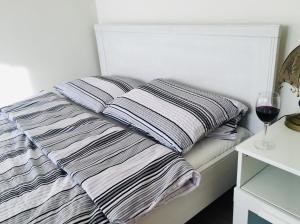 Posteľ alebo postele v izbe v ubytovaní Gdańsk Szklana Huta Apartament