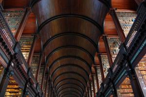 Biblioteca nell'hotel