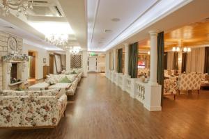 Posezení v ubytování Orly Park-Hotel