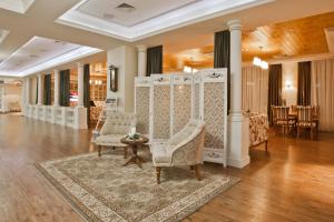 Posezení v ubytování Orly Park-Hotel