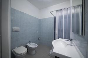 A bathroom at Residence l'Ogliastro