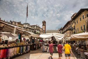 Hosté ubytování Aurelia Luxury - Piazza delle Erbe