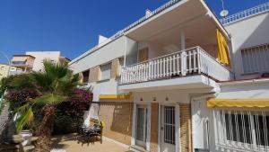 Fotografia z galérie ubytovania Miramar Serveis - 7373 Planta Baja Mediterranea v destinácii Cambrils